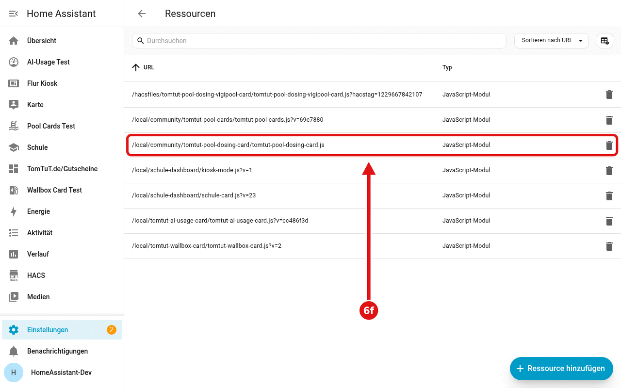 Liste der Ressourcen, die neue Zeile mit tomtut-pool-dosing-card.js ist rot eingerahmt.
